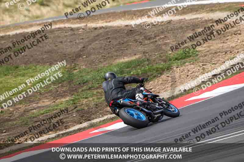 cadwell no limits trackday;cadwell park;cadwell park photographs;cadwell trackday photographs;enduro digital images;event digital images;eventdigitalimages;navarra;no limits trackdays;peter wileman photography;racing digital images;trackday digital images;trackday photos